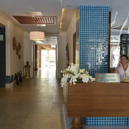 Trendy Verbena 5* Sidé