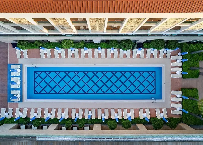 Trendy Verbena Resort Side